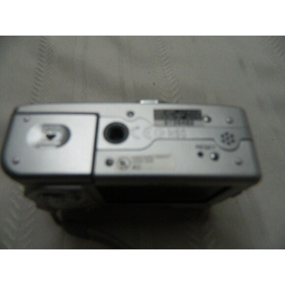 Sony Silver Digital Camera with Accessories - Picture 5 of 10